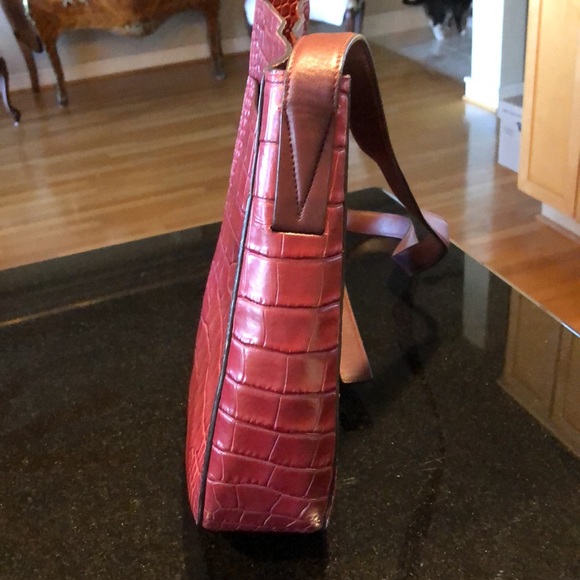 Vince Red Alligator Cross Body - Picture 3 of 14